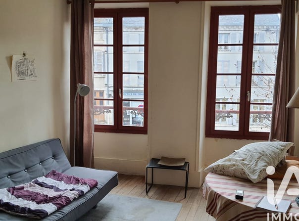 Ancy-le-Franc, Bourgogne-Franche-Comté 89160