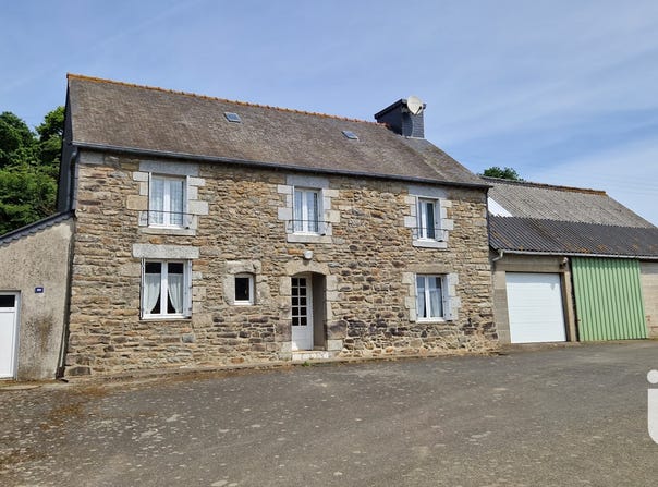 PLOUGUENAST, Brittany 22150