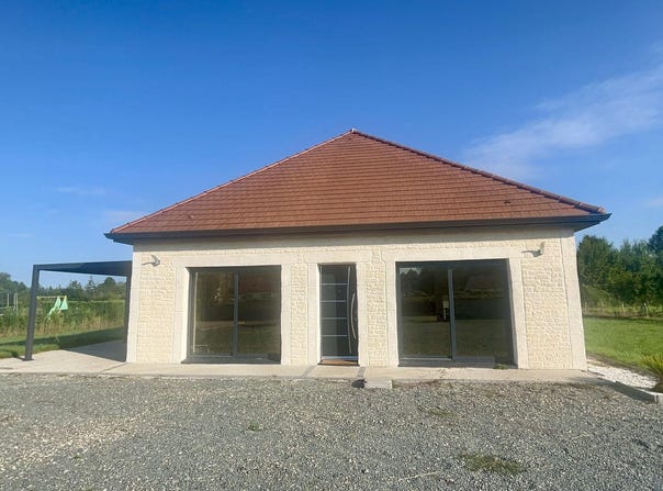 LAVARÉ, Pays de la Loire 72390