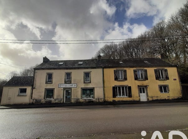 Gourin, Brittany 56110