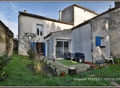 ST JEAN D ANGELY, Poitou-Charentes 17400