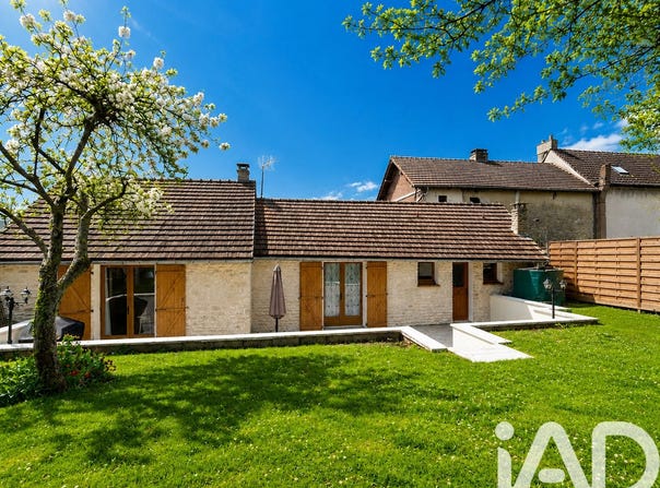 Vexin-sur-Epte, Normandy 27630
