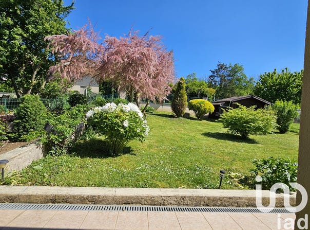 Corny-sur-Moselle, Grand Est 57680