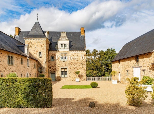 Château-Gontier, Pays-de-la-Loire 53200