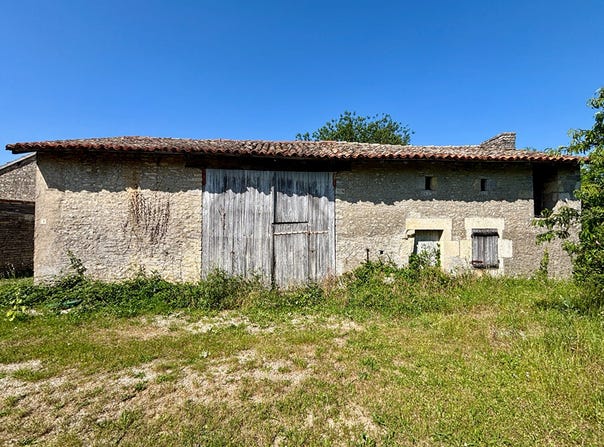 LINAZAY, Nouvelle-Aquitaine 86400