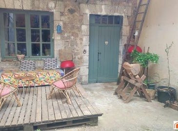 Manot, Poitou-Charentes 16500