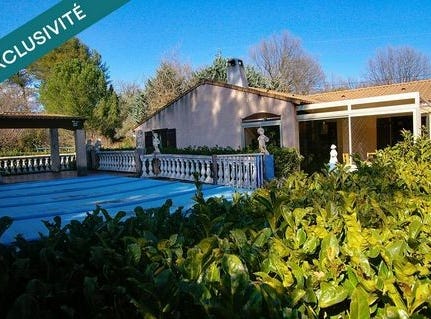 Saint-Maximin-La-Sainte-Baume, Provence-Alpes-Côte d'Azur 83470