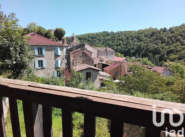 Caylus, Occitanie 82160