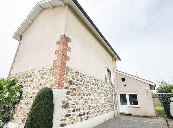 Aveizieux, Auvergne-Rhône-Alpes 42330