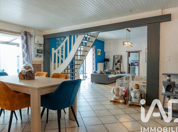 VAULX-VRAUCOURT, Hauts-de-France 62159