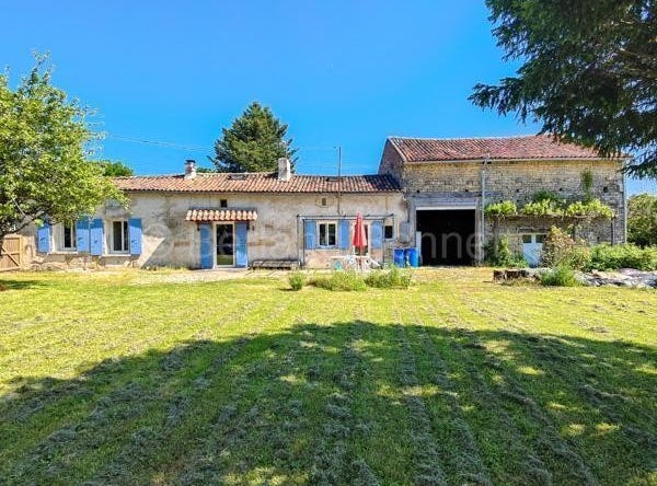 Chef-Boutonne, Poitou-Charentes 79110