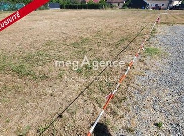 Guecelard, Pays de la Loire 72230