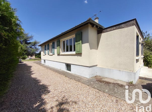 Courcelles-sur-Seine, Normandy 27940