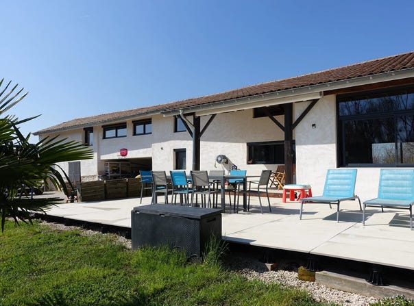 Crêches-sur-Saône, Ain 71680