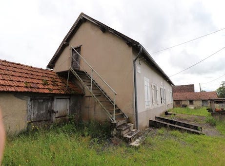 Lucenay-lès-Aix, Bourgogne-Franche-Comté 58380