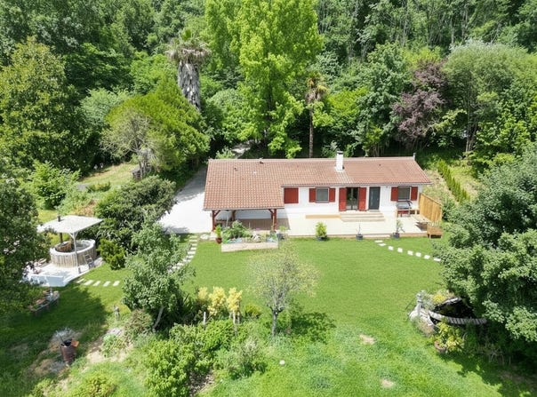 USTARITZ, Nouvelle-Aquitaine 64480