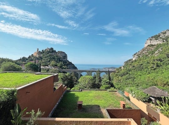 Mer dEze, Èze, Provence-Alpes-Côte d'Azur 06360