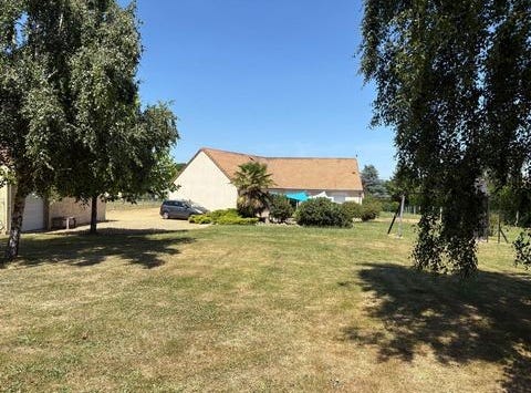 Lavernat, Pays de la Loire 72500
