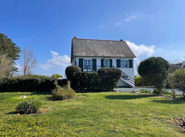 PENMARCH, Brittany 29760