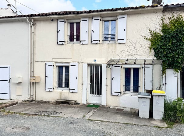 TONNAY CHARENTE, Nouvelle-Aquitaine 17430