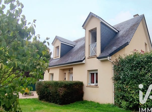 Caudebec-lès-Elbeuf, Normandy 76320