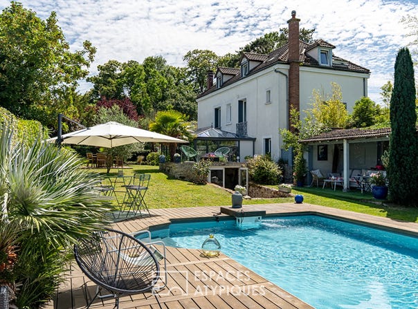 ORGEVAL, Île-de-France 78630
