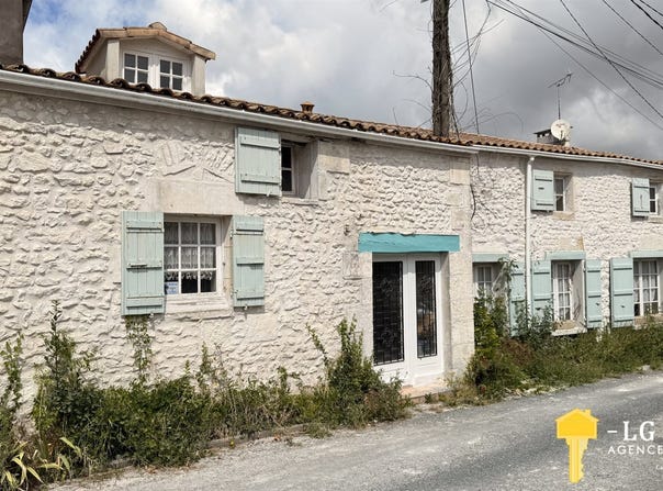 Semussac, Poitou-Charentes 17120
