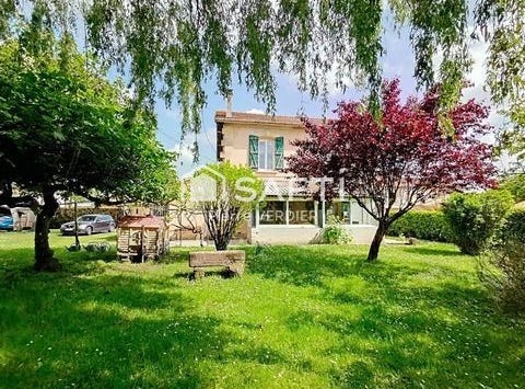 Saint-Yzan-De-Soudiac, Aquitaine 33920
