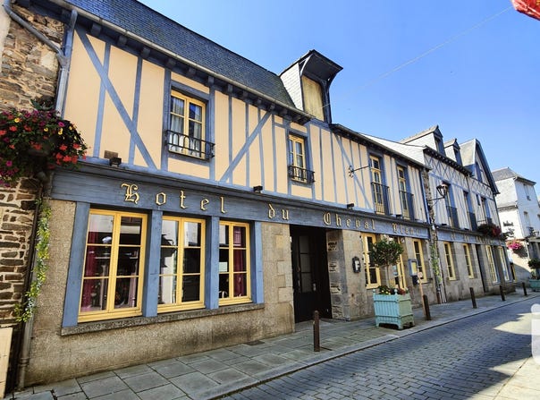 Châteaugiron, Brittany 35410