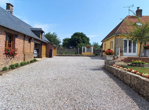 Saumont-la-Poterie, Normandy 76440