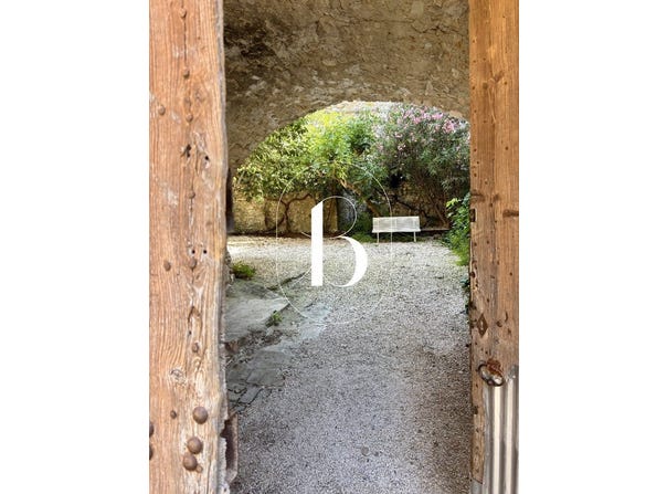 Uzès, Languedoc-Roussillon 30700