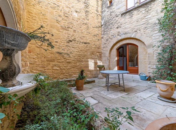 Uzès, Gard 30700