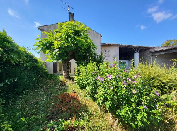 LOULAY, Nouvelle-Aquitaine 17330