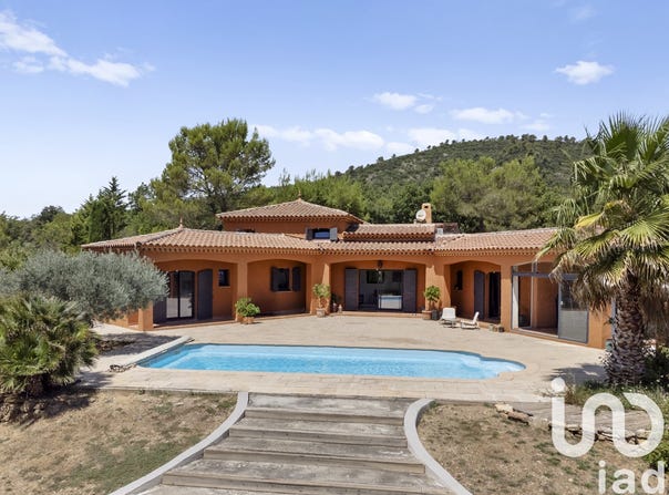 Saint-Maximin-la-Sainte-Baume, Provence-Alpes-Côte d'Azur 83470