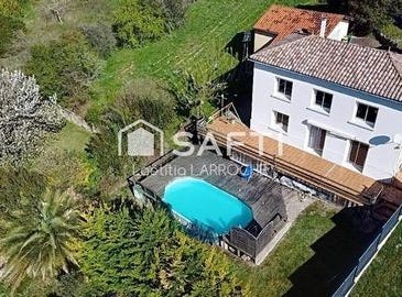 Castelnau-Sur-Gupie, Aquitaine 47180