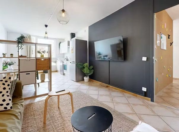 Rue Philippe Fabia, Lyon, Auvergne-Rhône-Alpes 69008