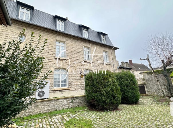 Senlis, Hauts-de-France 60300