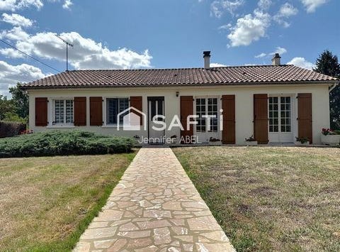 Saint-Germain-De-Longue-Chaume, Poitou-Charentes 79200