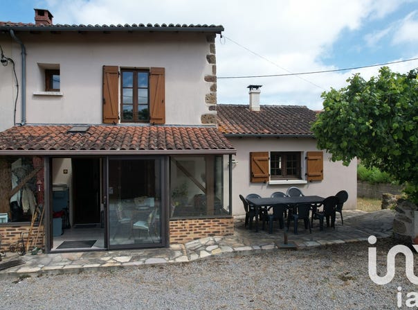 Rochechouart, Nouvelle-Aquitaine 87600
