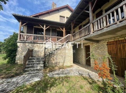 Montbazens, Midi-Pyrénées 12220