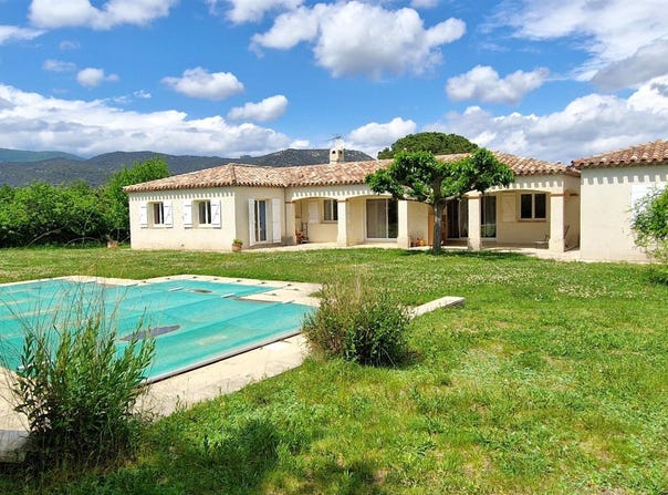 Vinça, Languedoc-Roussillon 66320