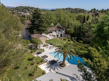 Valbonne, Provence-Alpes-Côte d'Azur 06560