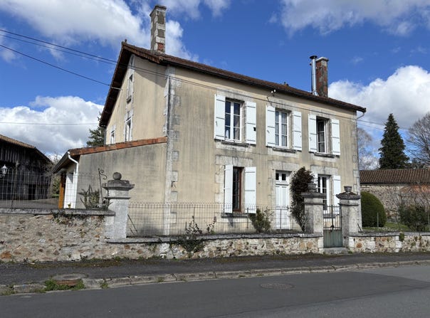 Massignac, Poitou-Charentes 16310