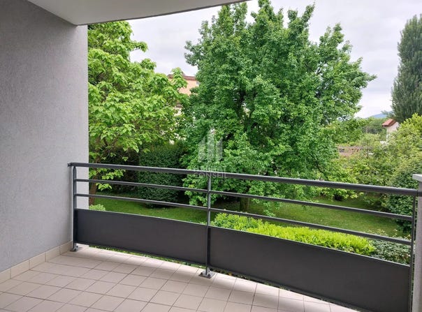 58 route de grenoble, Saint-Égrève, Isère 38120