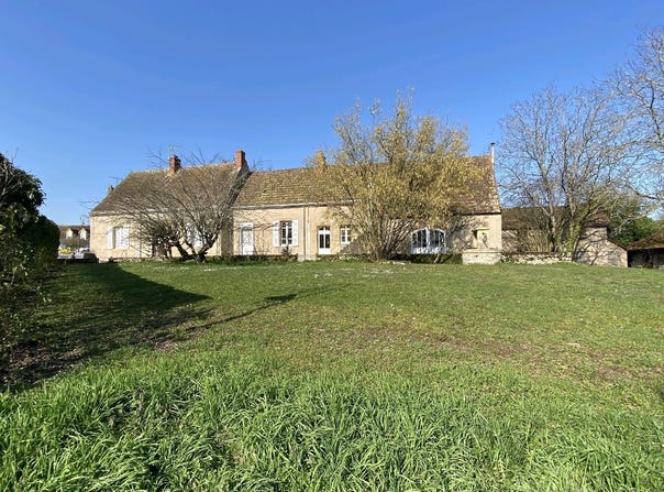 Gueugnon, Burgundy 71130