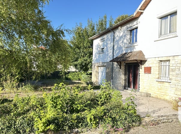 Châtillon-sur-Seine, Bourgogne-Franche-Comté 21400