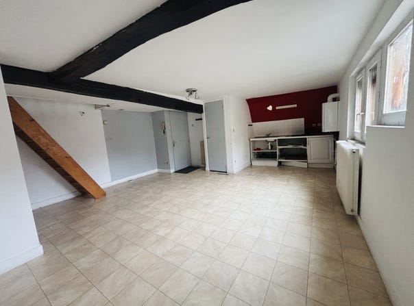 Bourges, Centre-Val de Loire 18000