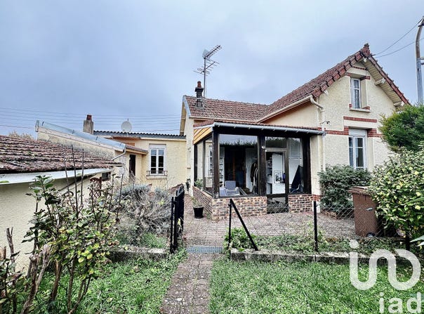 Saint-André-les-Vergers, Grand Est 10120