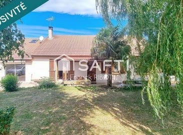 Savigny-En-Terre-Plaine, Bourgogne 89420