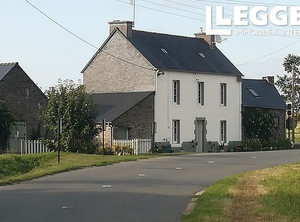 Trébrivan, Brittany 22340